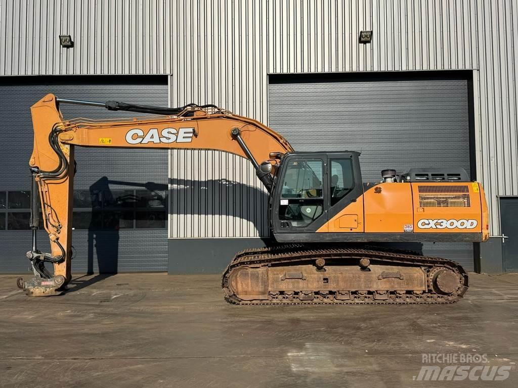 CASE CX300D Escavadeiras de esteiras