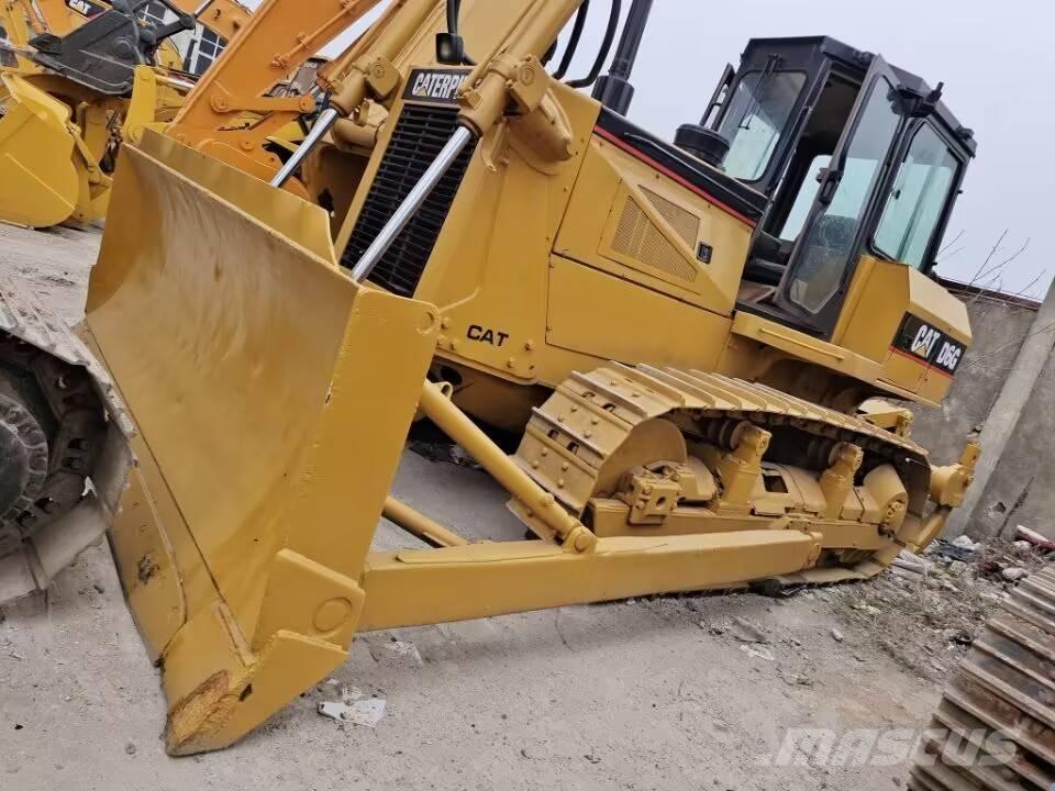 CAT D 6 G Dozers - Tratores rastos