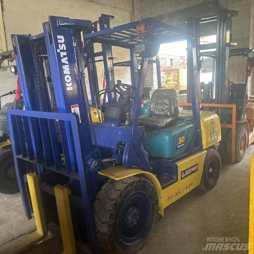 Komatsu F30T Empilhadores Diesel