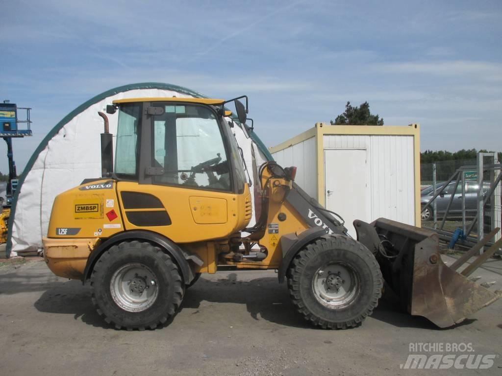 Volvo L 25 F Carregadeiras de rodas