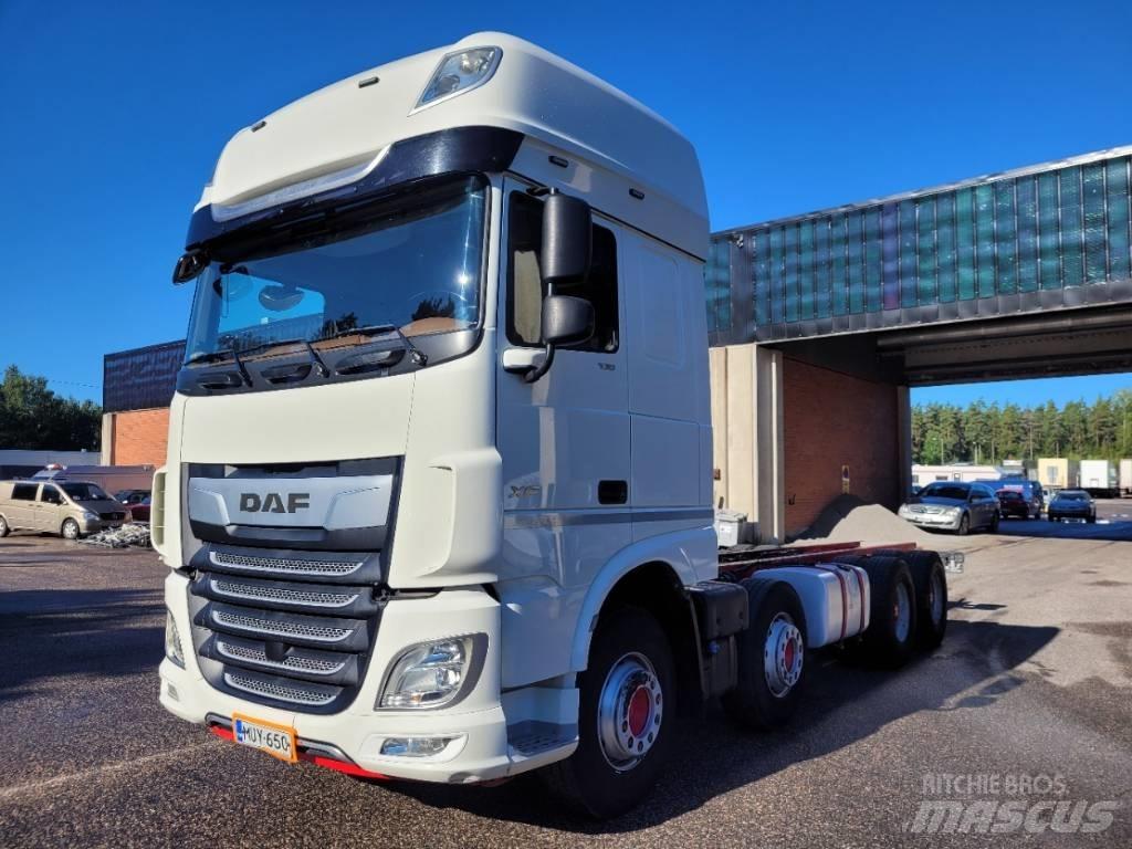 DAF XF.530.FAD Camiões de chassis e cabine