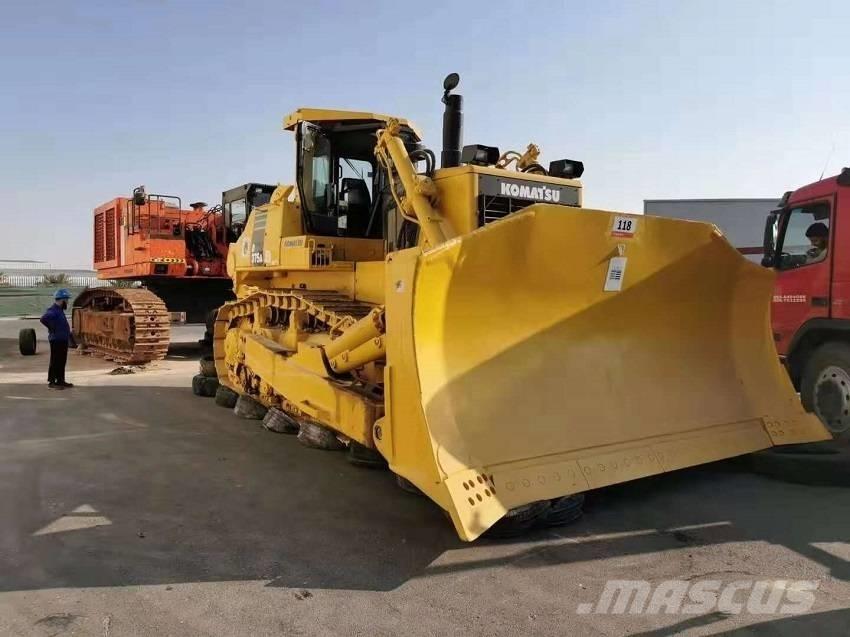 Komatsu D 375A Dozers - Tratores rastos