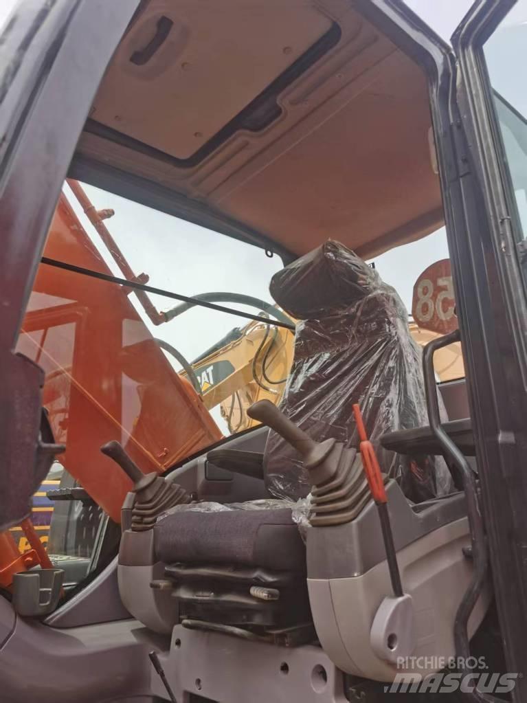 Hitachi ZX 210 Escavadeiras de esteiras
