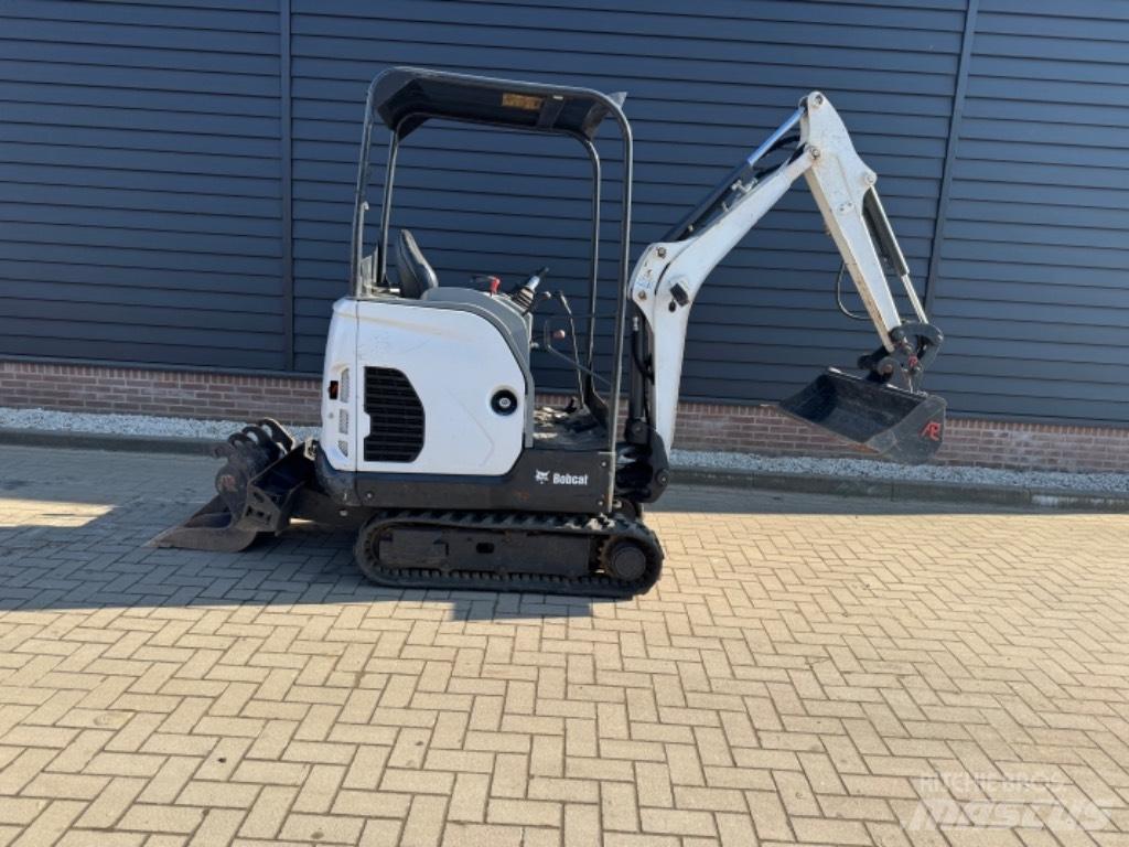 Bobcat E 17 Miniescavadeiras