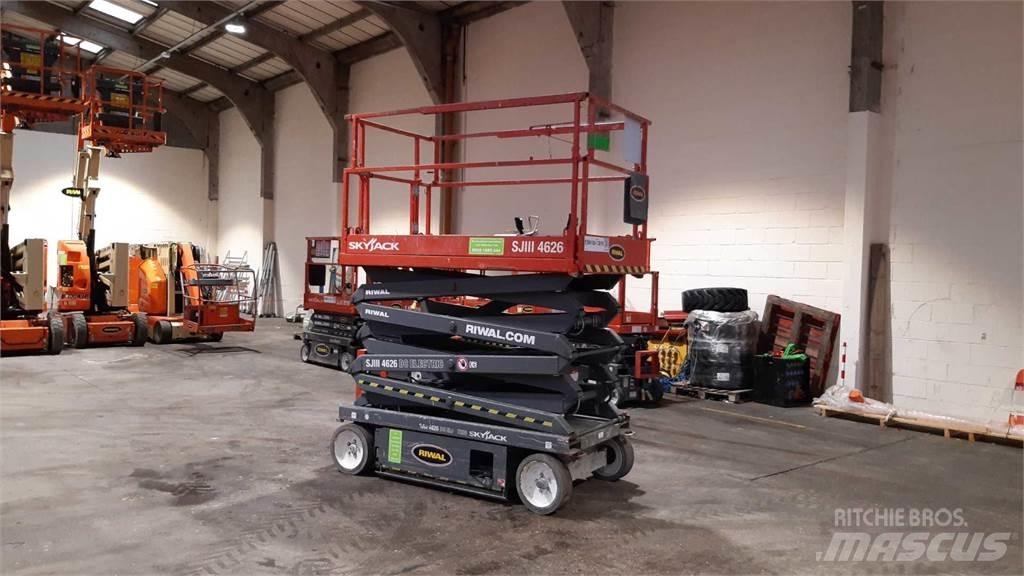SkyJack SJIII4626 Elevadores de tesoura