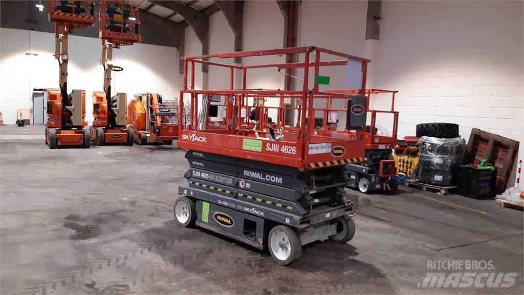 SkyJack SJIII4626 Elevadores de tesoura