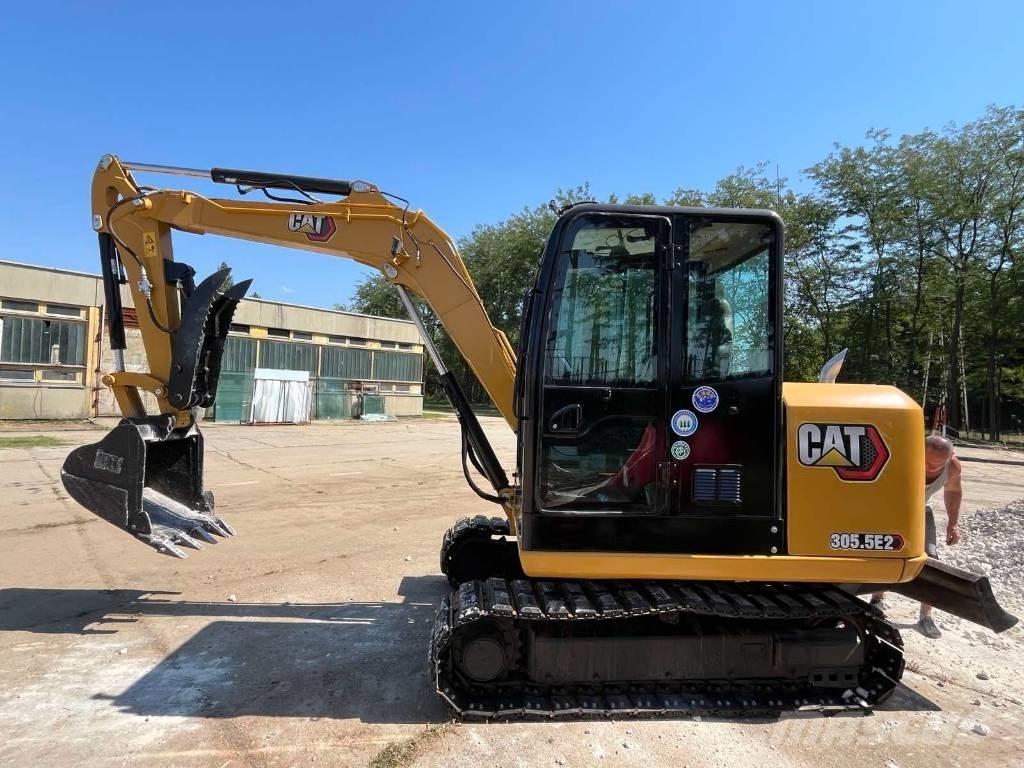 CAT 305.5 E2 Miniescavadeiras