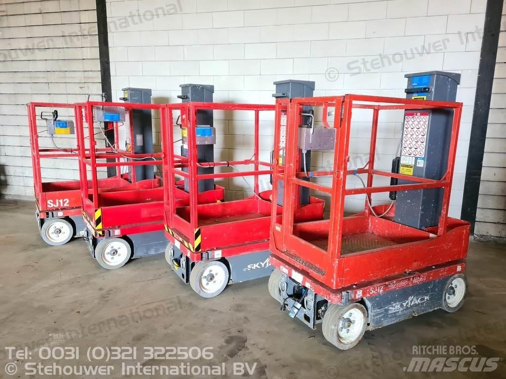 SkyJack SJ12 Outros elevadores e plataformas