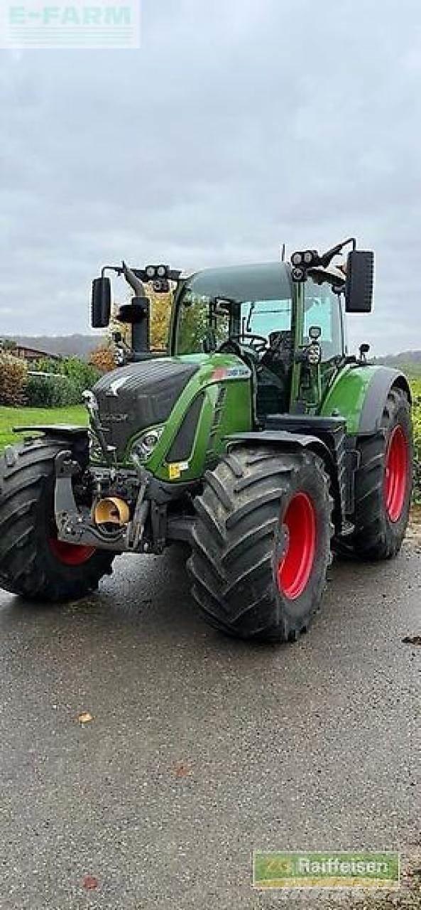 Fendt 724 vario Tratores Agrícolas usados