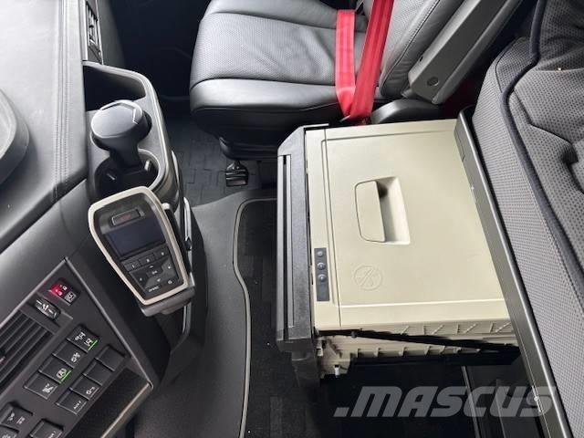 Volvo FH 540 AERO Caminhões caixa temperatura controlada