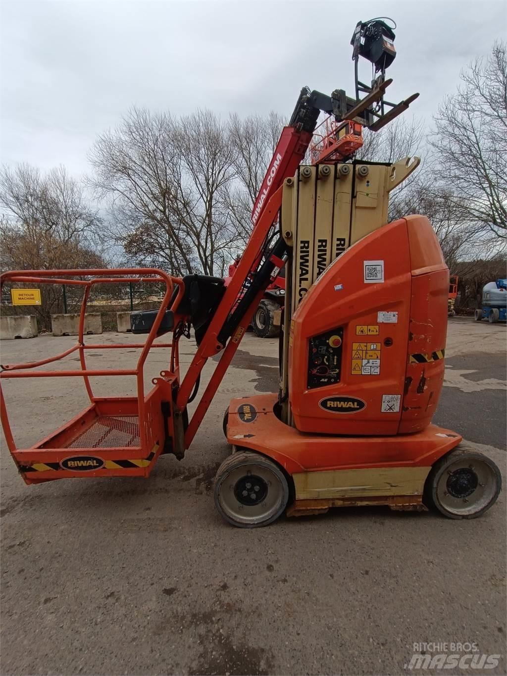 JLG T10E Outros elevadores e plataformas