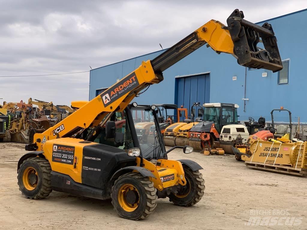 JCB 525-60 HI VIZ Telescópicas para Agricultura