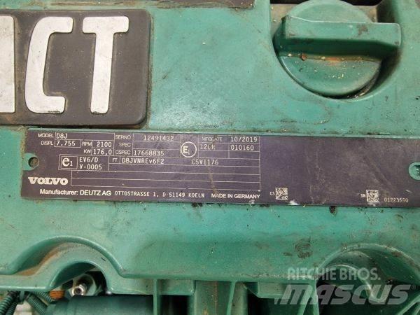 Volvo D8J Motores