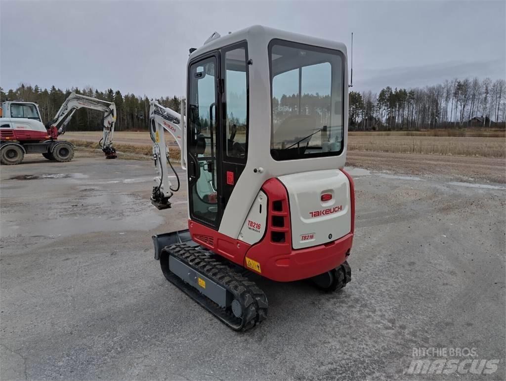 Takeuchi TB 216 Miniescavadeiras