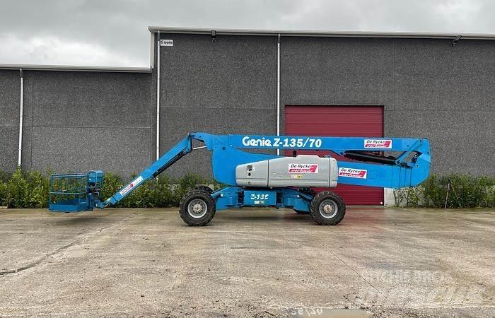 Genie Z135-70 Elevadores braços articulados