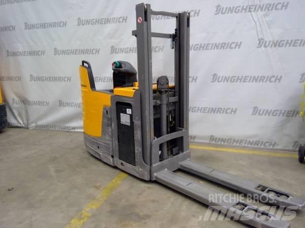 Jungheinrich ERD 220 Empilhador para operador externo