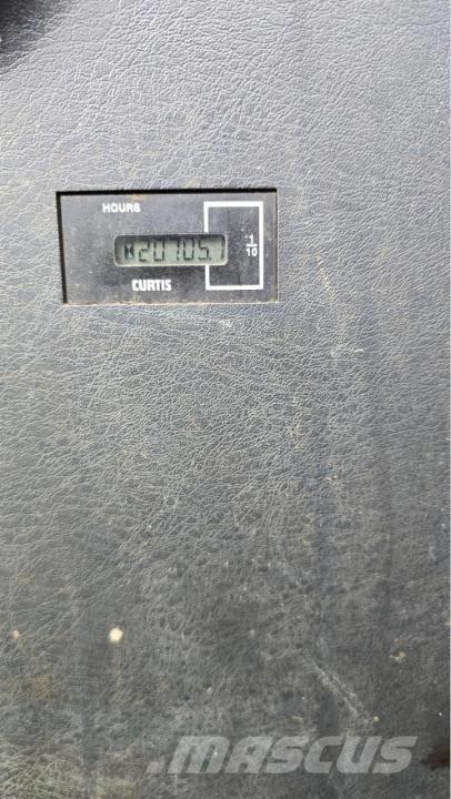 Hyundai Robex 300 LC Escavadeiras de esteiras