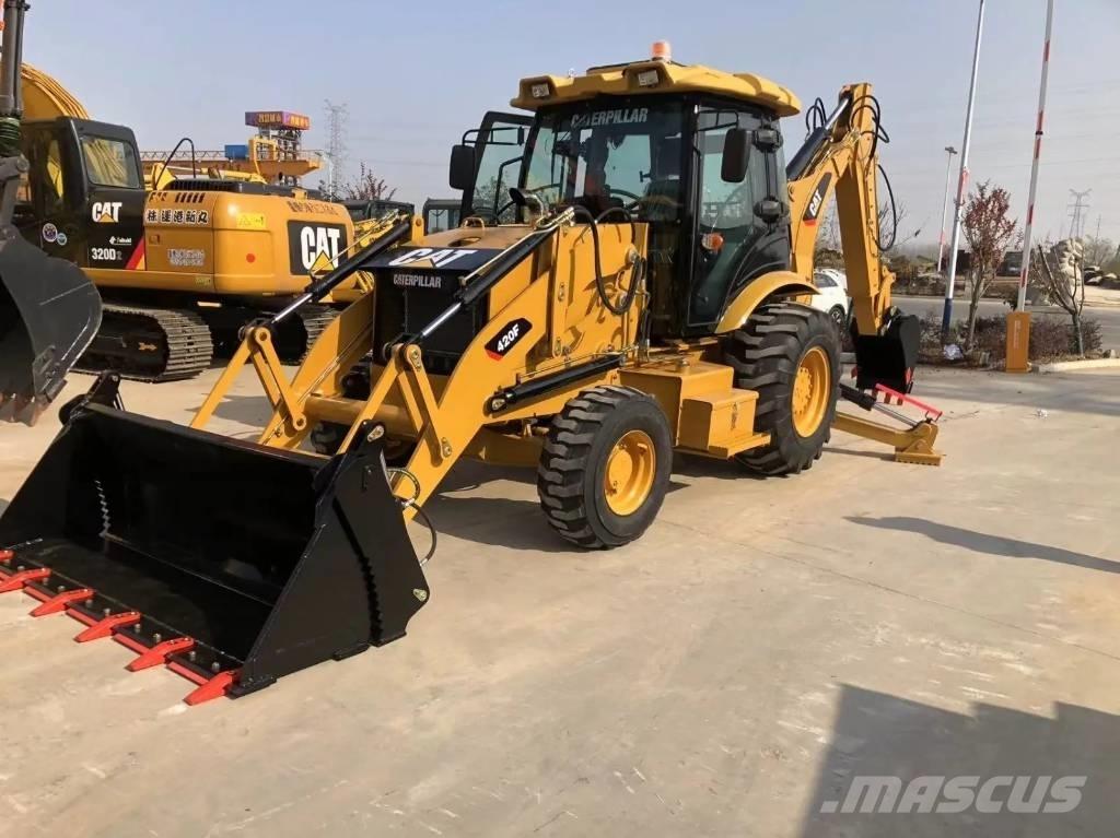 CAT 420 F Retroescavadeiras