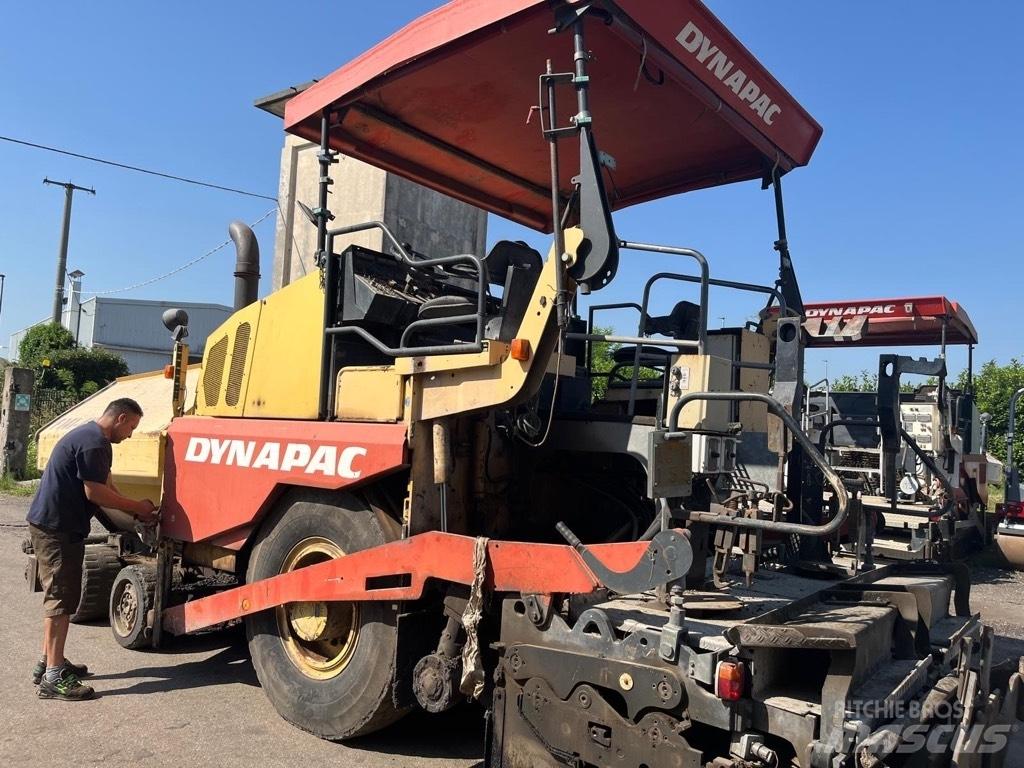 Dynapac F 141-4W/D Espalhadoras de asfalto
