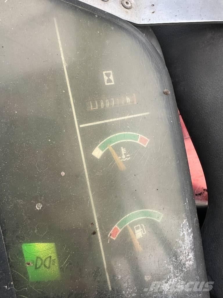 Komatsu PC 75 Escavadoras Midi 7t - 12t