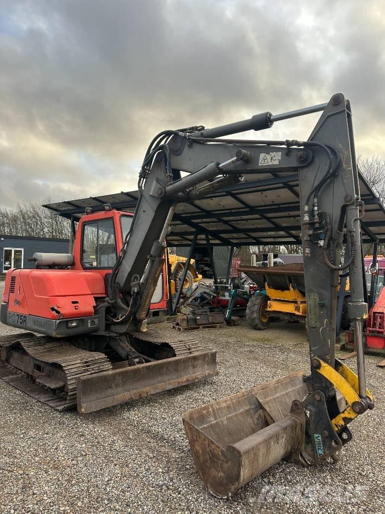 Komatsu PC 75 Escavadoras Midi 7t - 12t