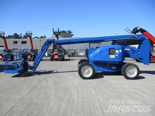 JLG 600 AJ (253) Plataformas de braço compactas auto-propulsão