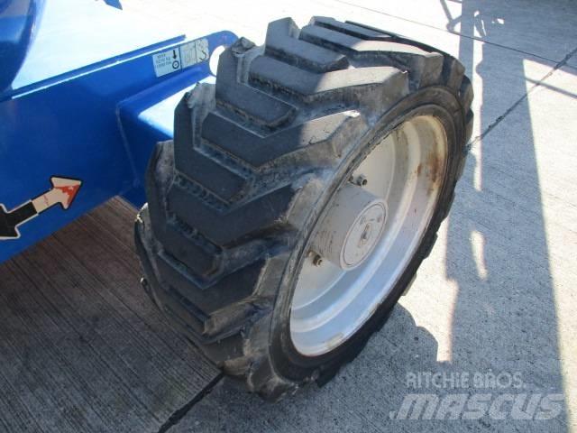 JLG 600 AJ (253) Plataformas de braço compactas auto-propulsão