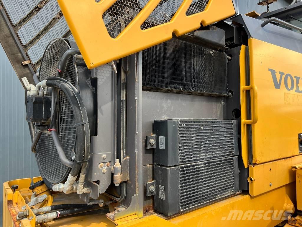 Volvo G970 Motoniveladoras