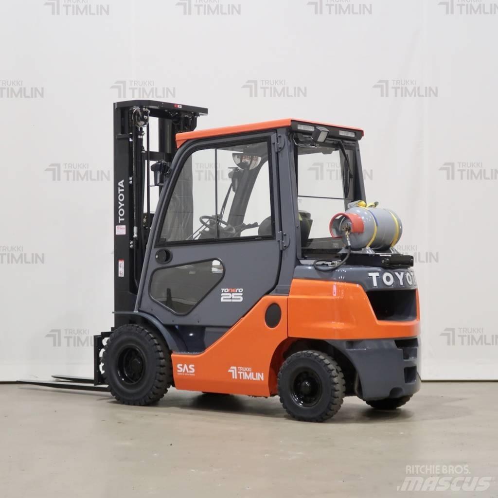 Toyota 02-8FGF25 Empilhadores a gás