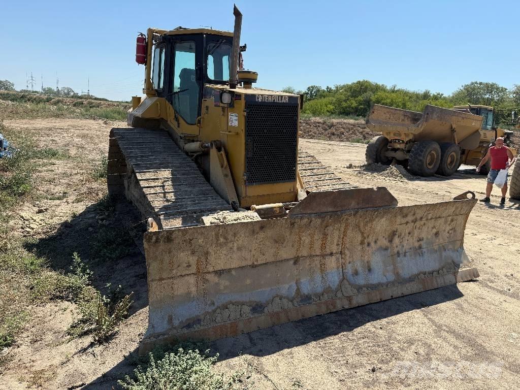 CAT D 6 M LGP Dozers - Tratores rastos