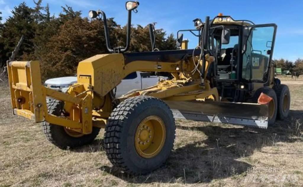 CAT 140M Motoniveladoras