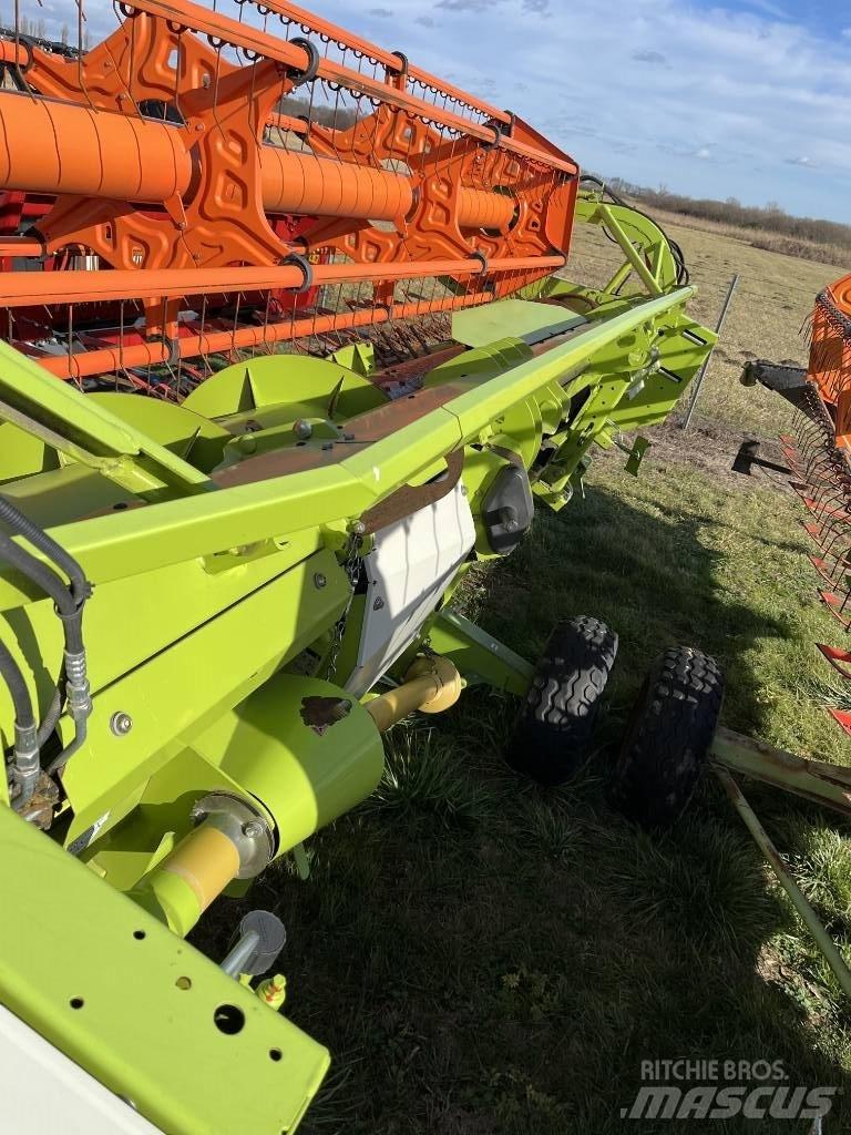 CLAAS Tucano 440 Ceifeiras debulhadoras