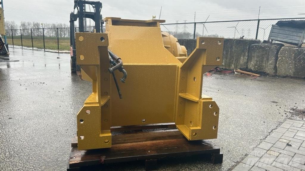 CAT D 7 G Guinchos