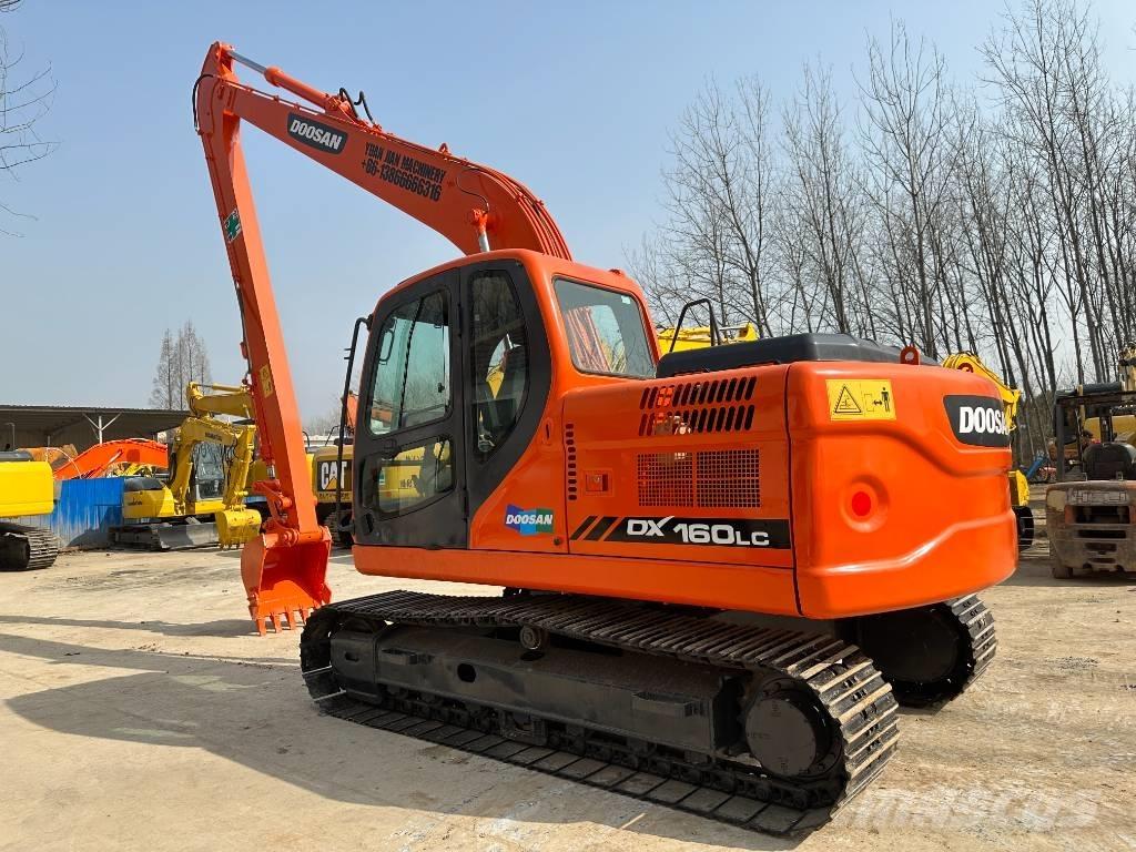 Doosan DX160LC Escavadeiras de esteiras