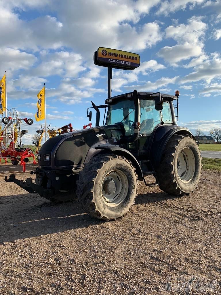 Valtra T 160 Tratores Agrícolas usados