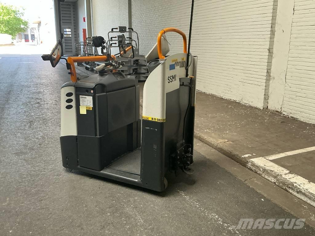 Crown TC 3000 Tractores de reboque
