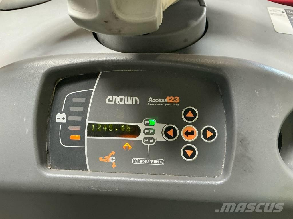 Crown TC 3000 Tractores de reboque