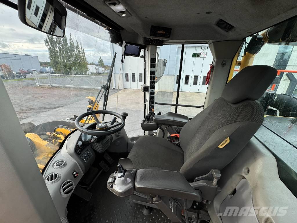 Volvo L 260 H Carregadeiras de rodas