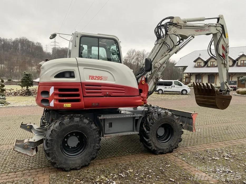 Takeuchi TB 295 Escavadoras de rodas