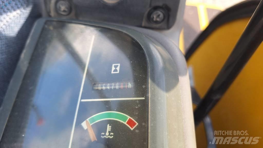 Komatsu PC27R-8 Miniescavadeiras