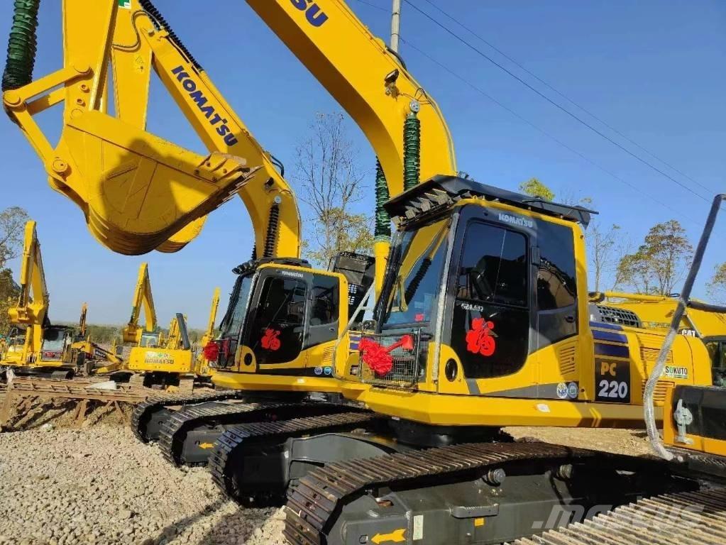 Komatsu PC 220-8 Escavadeiras de esteiras