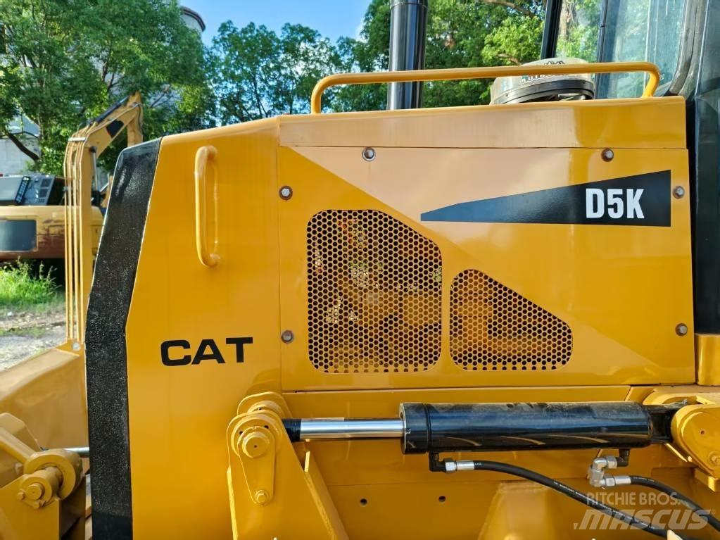 CAT D 5 K Dozers - Tratores rastos