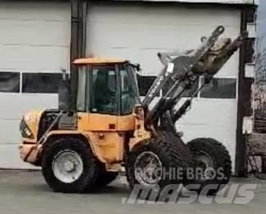 Volvo L 45 Carregadeiras de rodas
