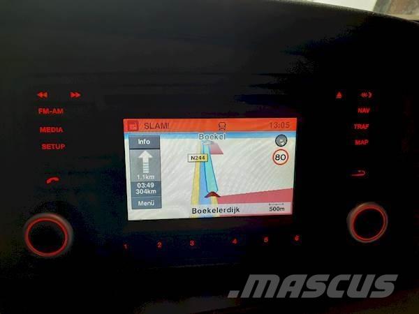 MAN TGX 26.440 Camiões caixa desmontável com elevador de cabo