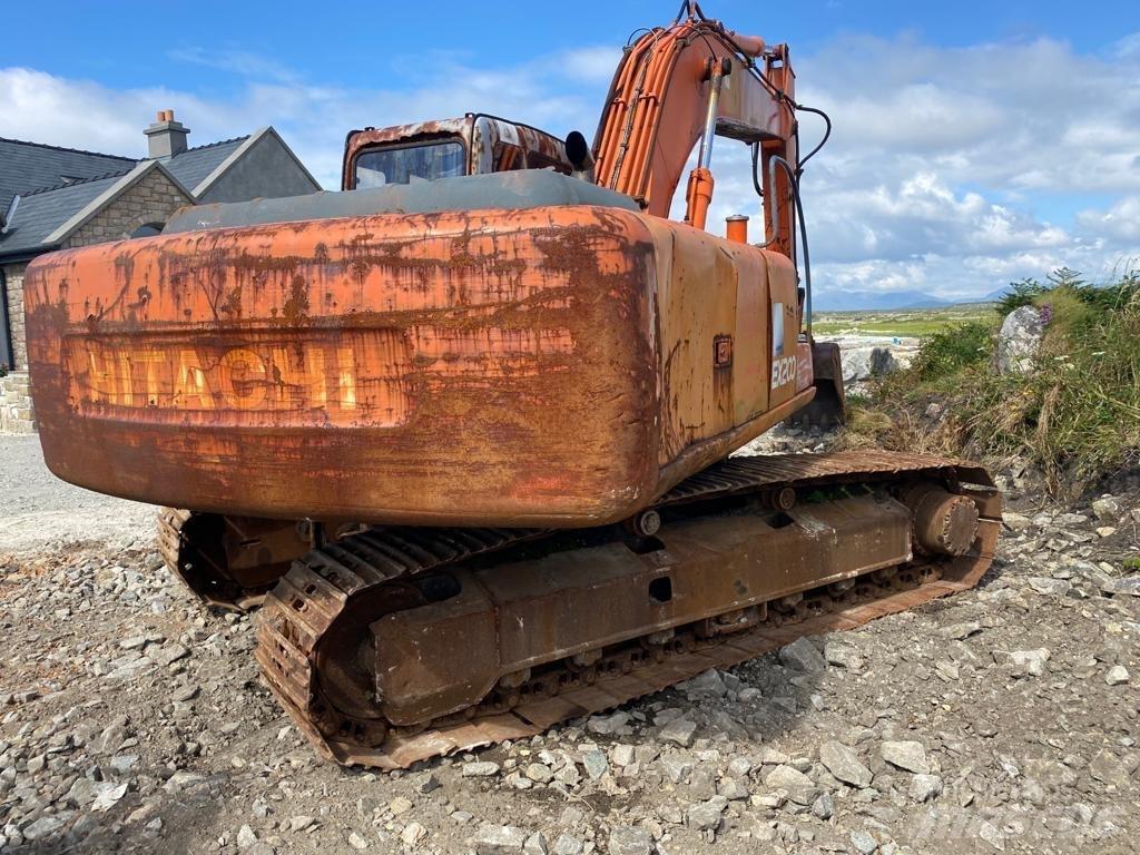 Hitachi EX 200-5 Escavadeiras de esteiras
