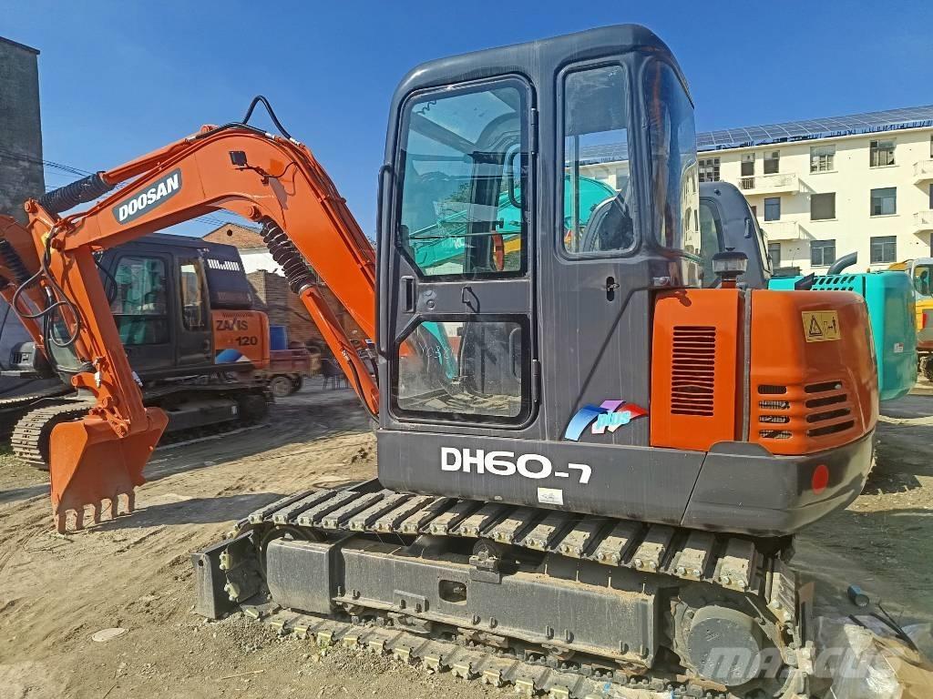 Doosan DH 60-7 Miniescavadeiras