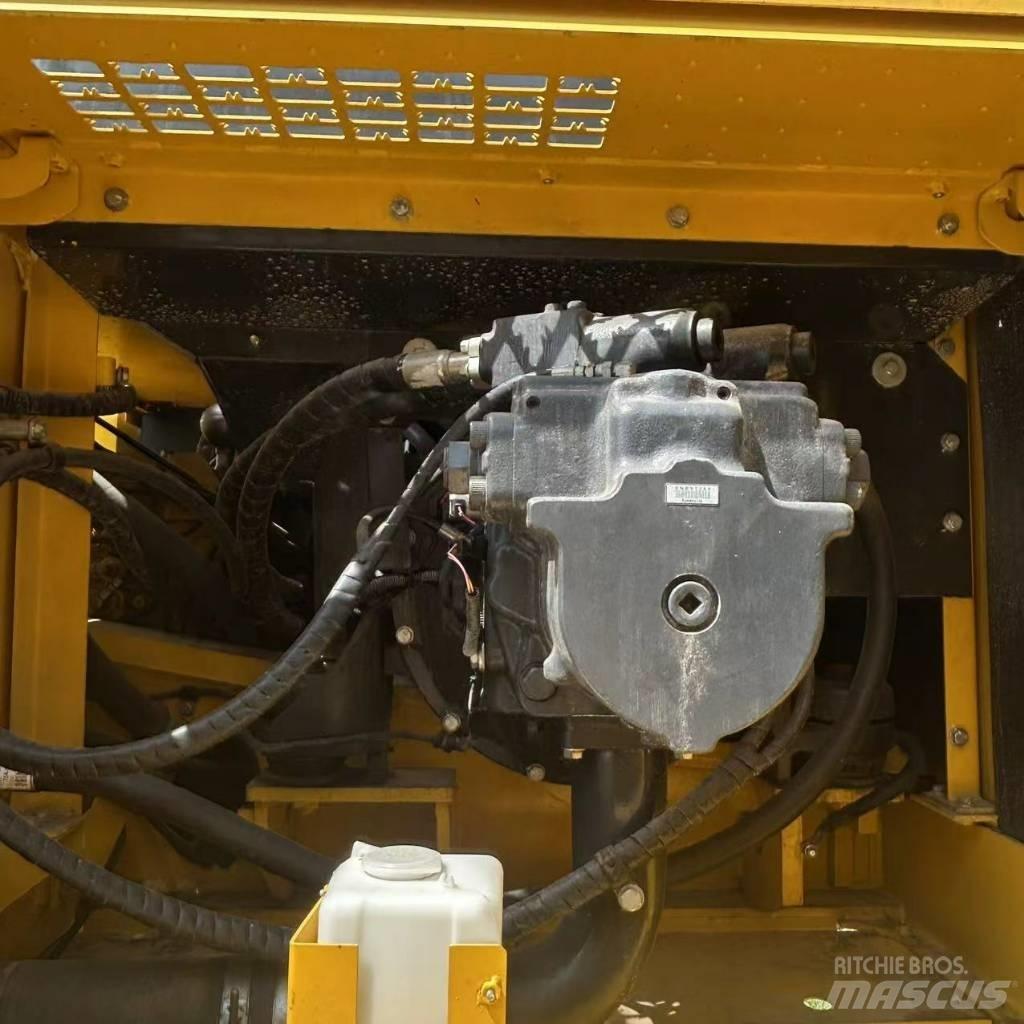 Komatsu 450-8 Escavadeiras de esteiras