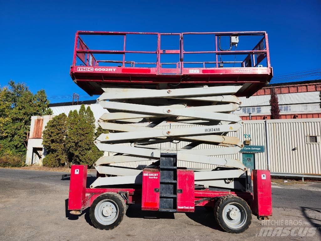 MEC 6092 RT Elevadores de tesoura