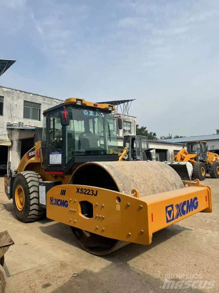 XCMG XS 223 J Cilindros Compactadores monocilíndricos