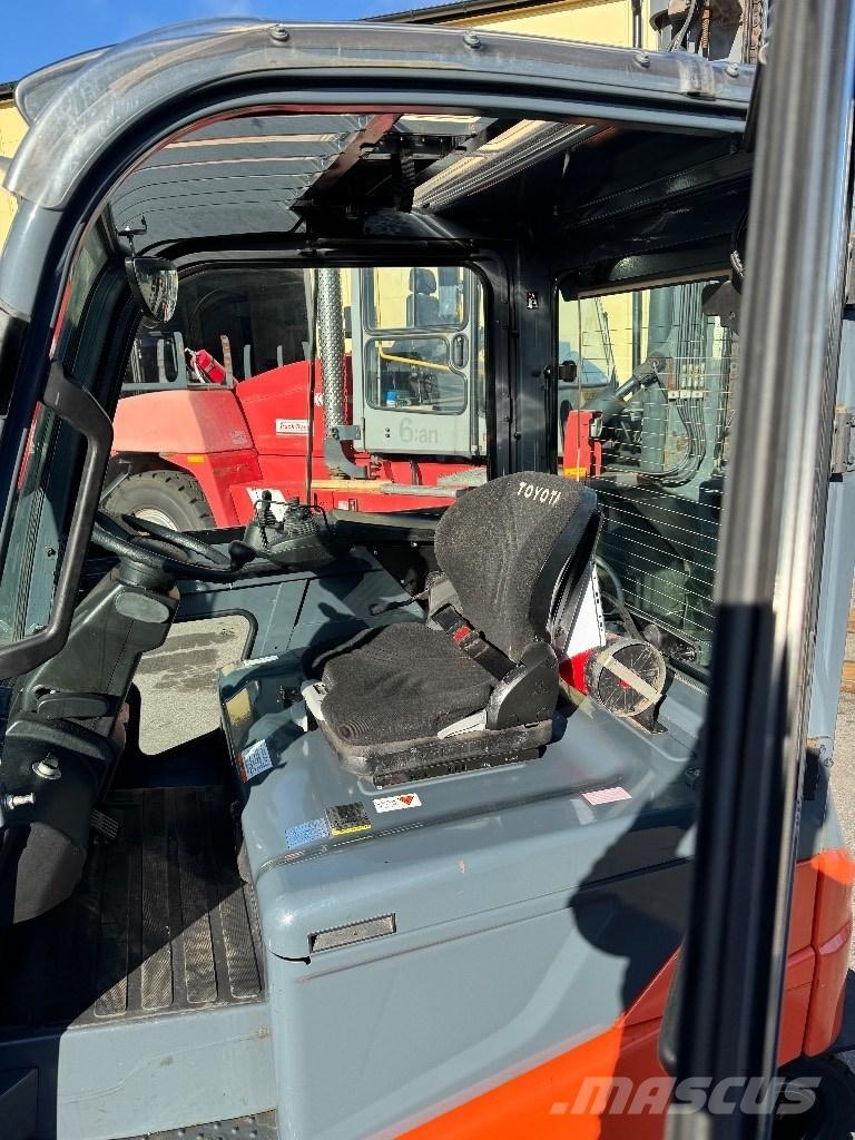 Toyota 8FBMKT25 Empilhadores eléctricos